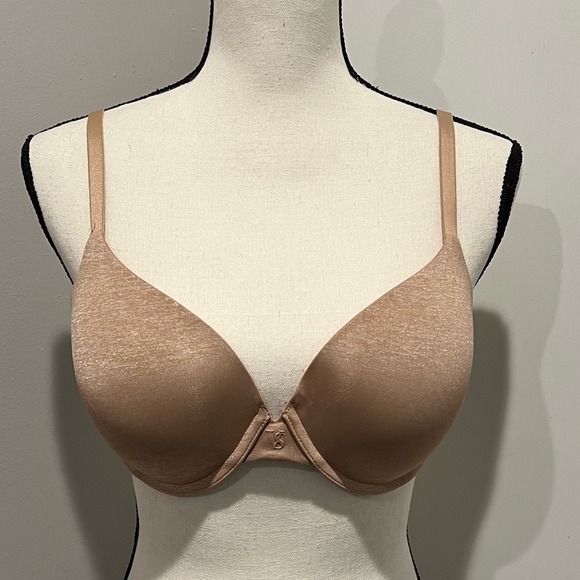 Victoria’s Secret T Shirt Bra with Uplift - 34D EUC - Picture 2 of 11